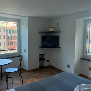 candidina.hotelitalianriviera.com/